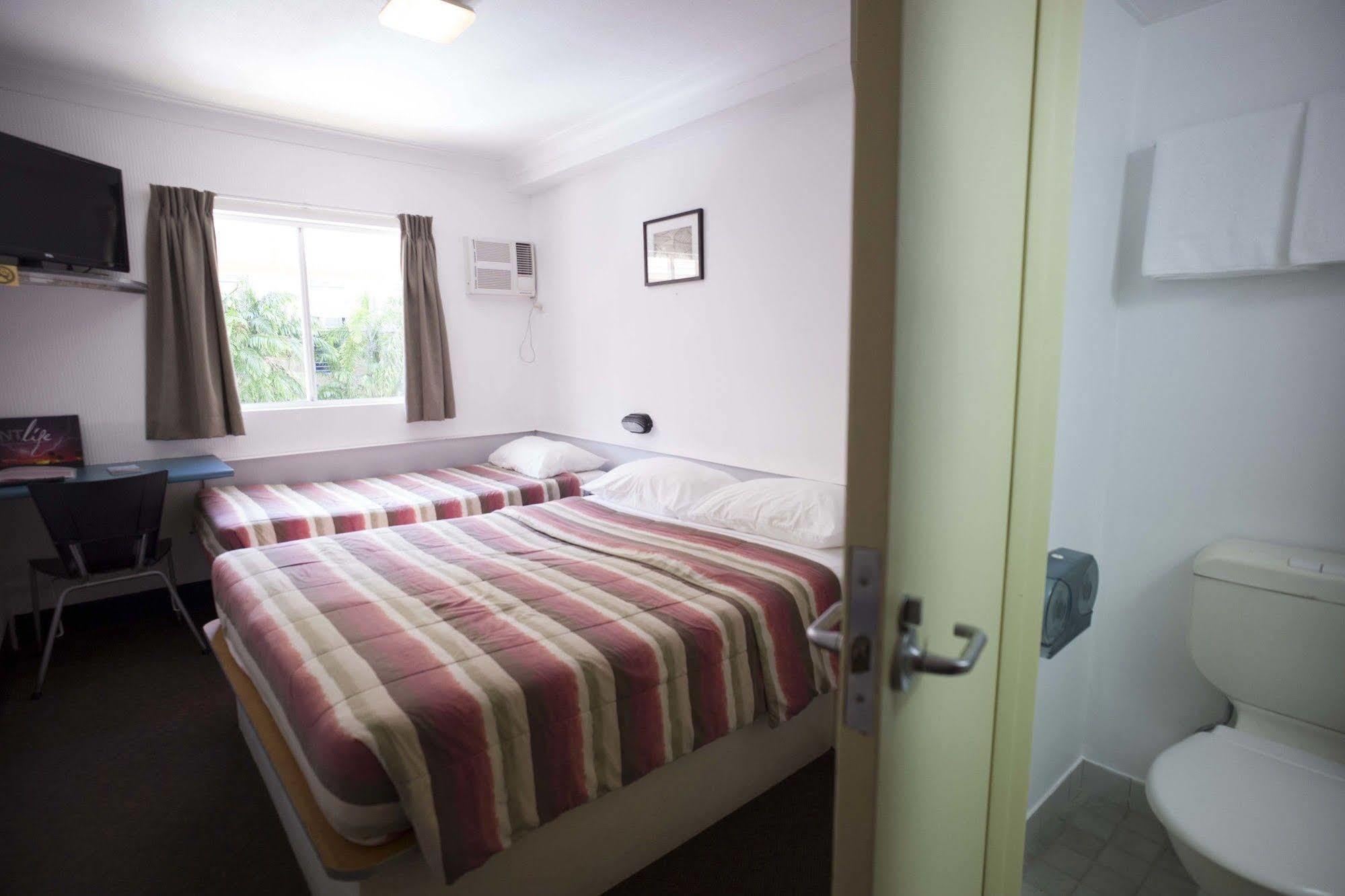 Melaleuca On Mitchell - Yha Hostel