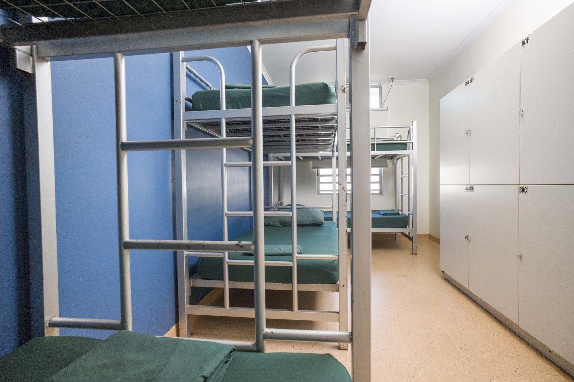 Hostel Melaleuca On Mitchell - Yha *
