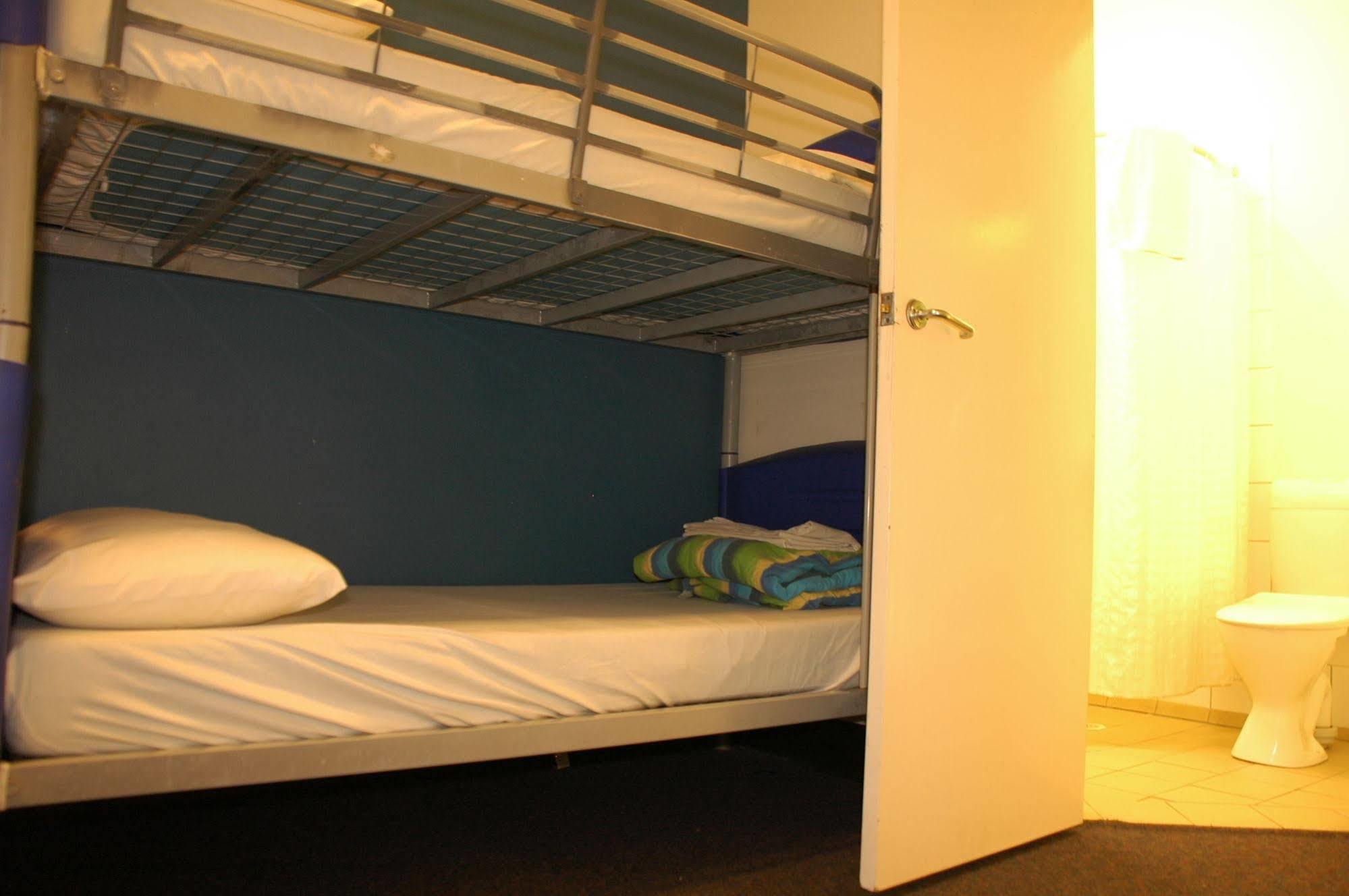 Melaleuca On Mitchell - Yha Hostel *