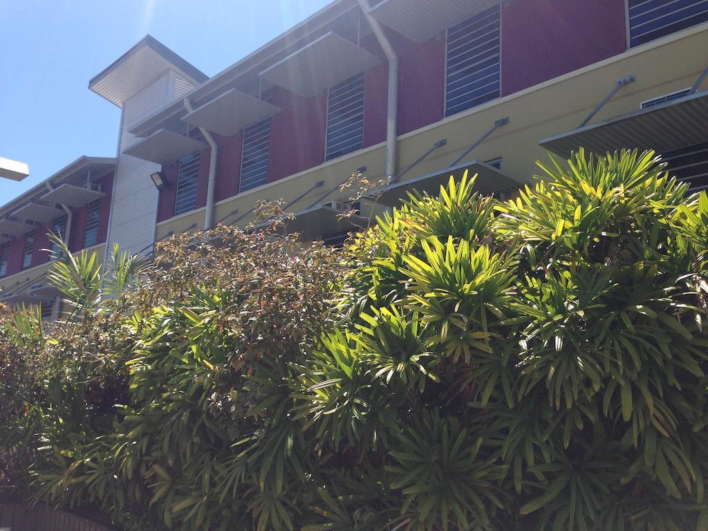Hostel Melaleuca On Mitchell - Yha *